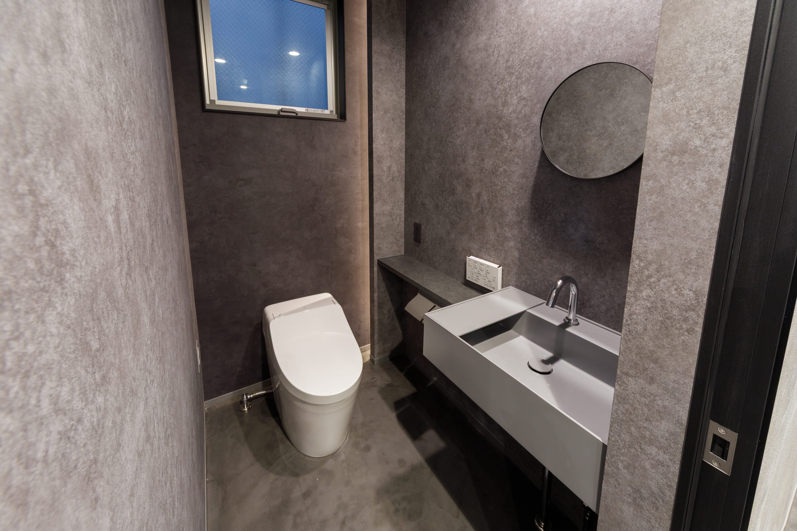 画像：Isola hair atelier