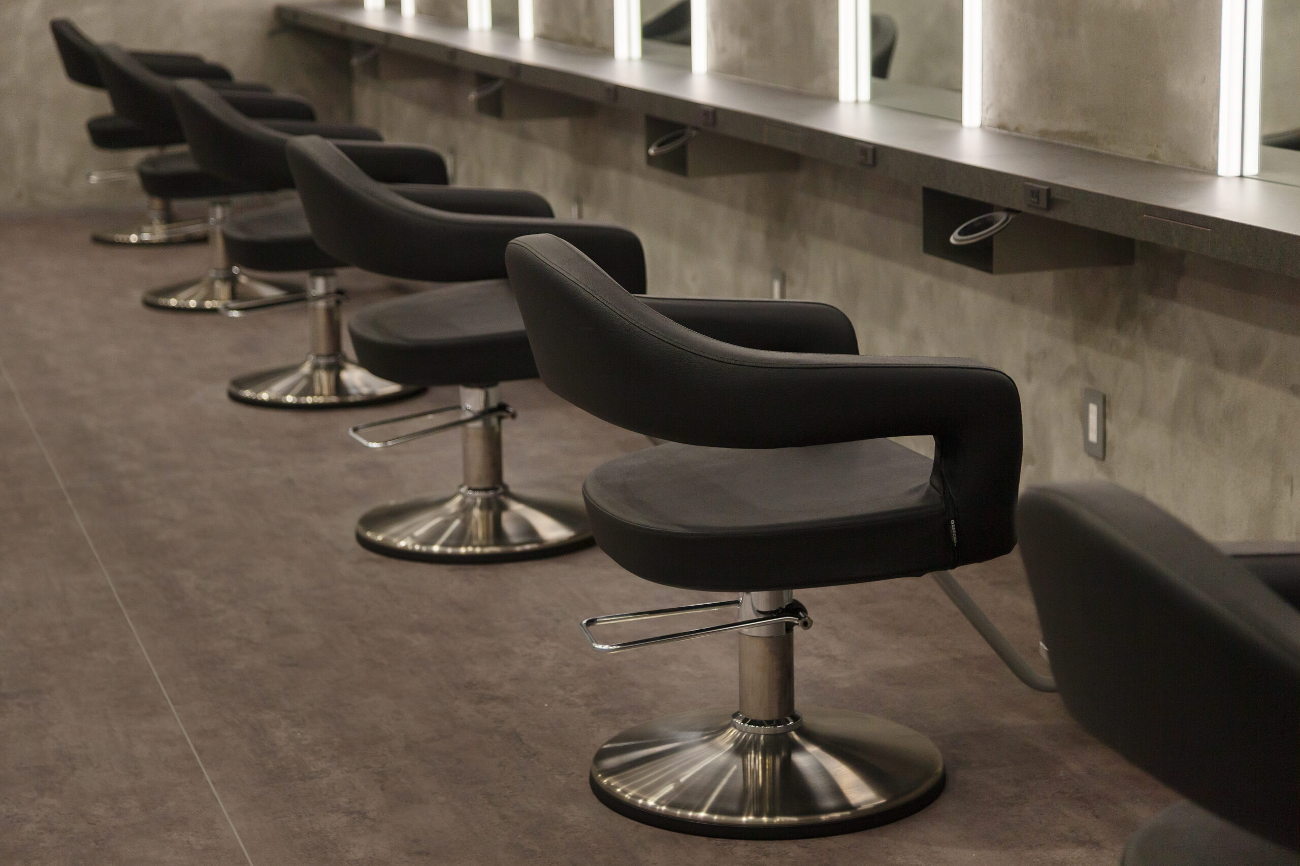 画像：Isola hair atelier