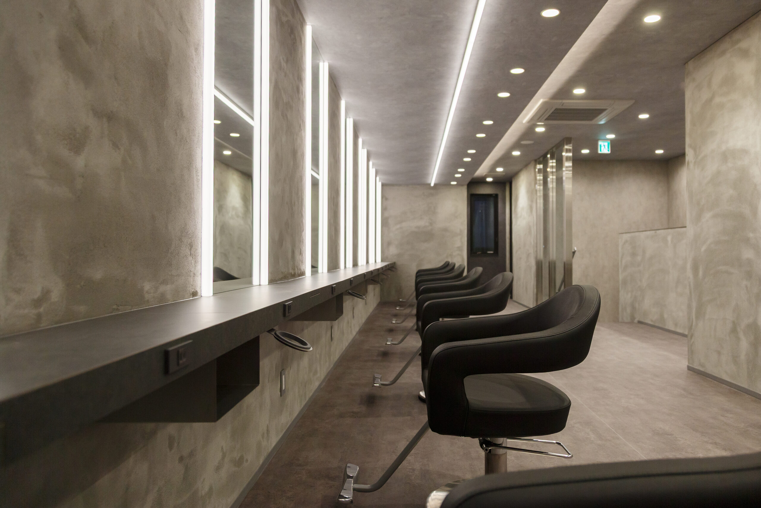 画像：Isola hair atelier