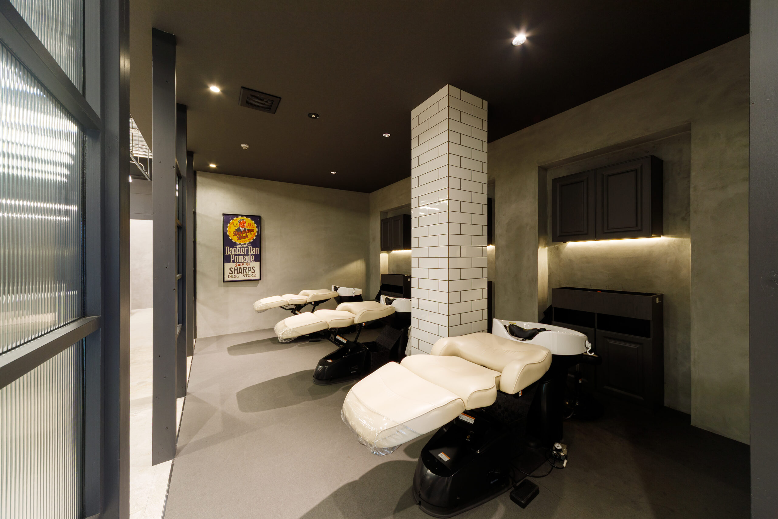 画像：SANKARI  BARBER