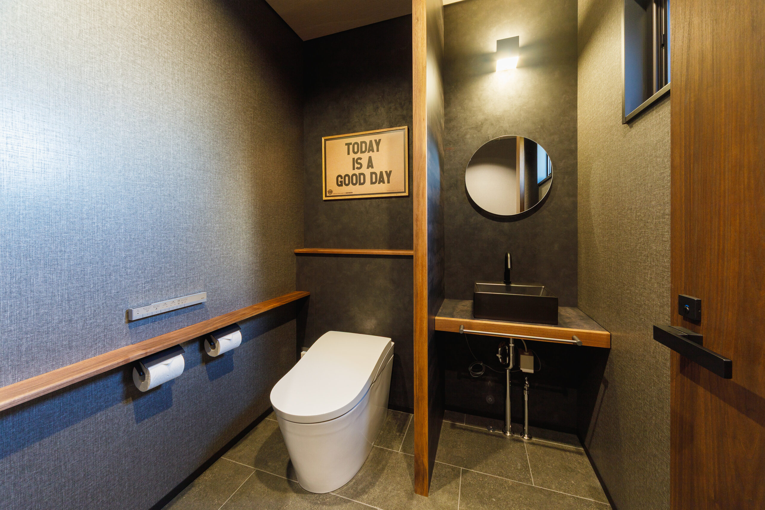 画像：道後の家