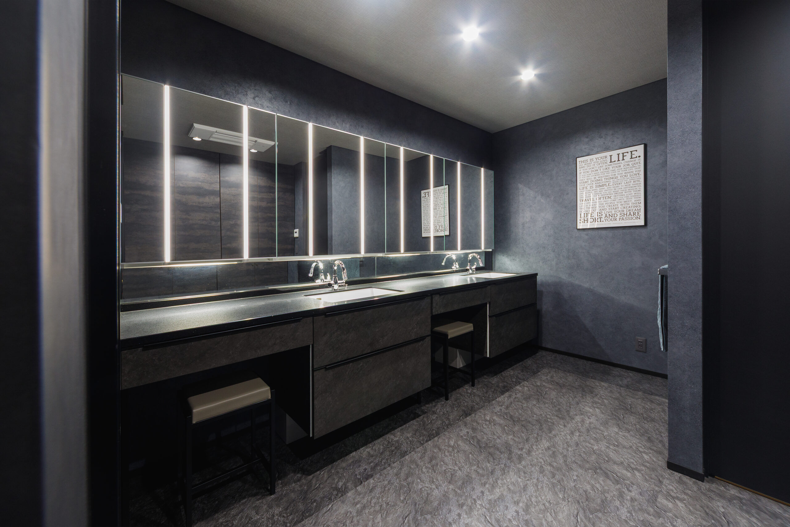 画像：道後の家